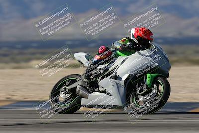 media/Jan-15-2026-Racers Edge (Thu) [[dfebeb70ab]]/3-B Group/Session 1 Turn 8/